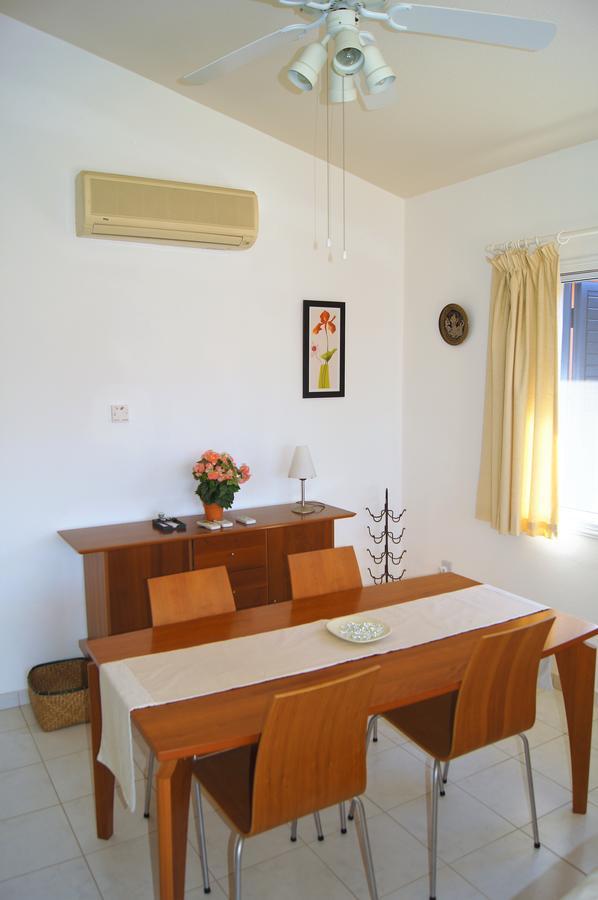 Paradise Gardens Prestige And Lovely Apartment Paphos Exteriér fotografie